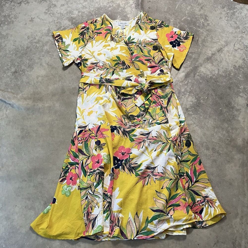 Eighty Eight Premium Dress Womens 1X Yellow Floral Wrap Midi Tropical